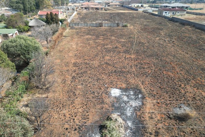 Vacant Land Residential in Henley On Klip, 2190m², water and power available.