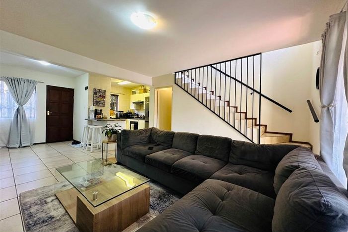 Northgate Townhouse For Sale: 2 beds, private garden, garage, near amenities.