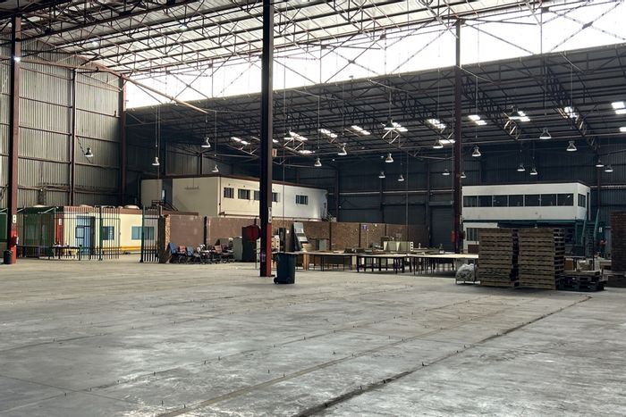 Industrial facility to rent in Anderbolt with 3.8 MVA power and security.