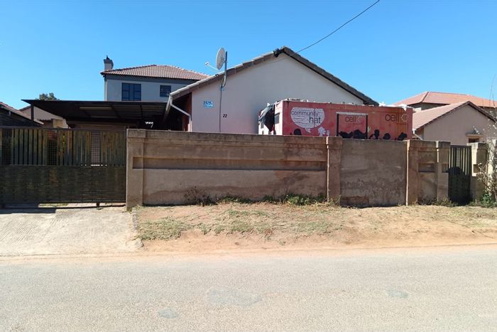 For Sale: House in Cosmo City with 3 beds, garage, fiber internet, security system.