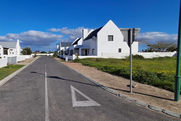Vacant Land Residential in Laaiplek For Sale, 361 m², near amenities and services.