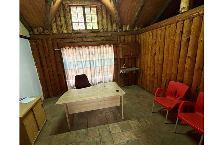 Office To Rent in Sasolburg Central: 38sqm, secure, accessible, near amenities.