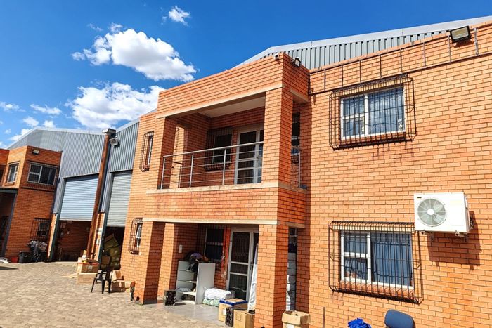 Industrial Property For Sale in Sasolburg Industrial Zone 2 with security and power backup.