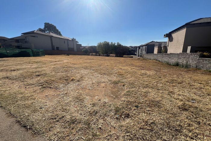 Vacant Land for Sale in Blue Valley Golf Estate with golf course access and amenities.