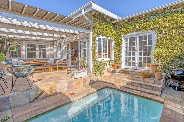Parkhurst house for sale: pool, staff accommodation, and seamless indoor-outdoor living.