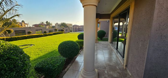 For Sale: Spacious 5-Bedroom House in Serala View with Gourmet Kitchen and Yard.