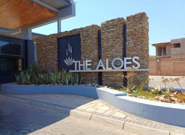 For Sale: House in The Aloes Lifestyle Estate with 3 beds, open-plan living, security.