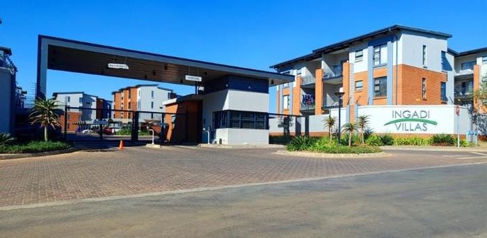 For Sale: Apartment in Kempton Park Ext 1 with 2 beds, secure parking, close to transport.