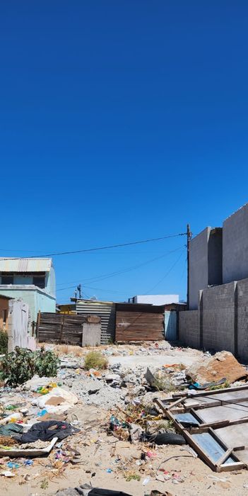 Vacant Land Residential For Sale in Delft South, ideal for development near schools.