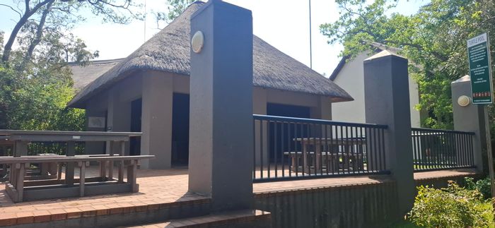 For Sale: Apartment in Jukskei Park with 2 beds, clubhouse, pools, and security.