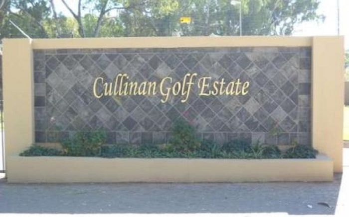 Vacant Land Residential for Sale in Cullinan Central, near golf course and security.
