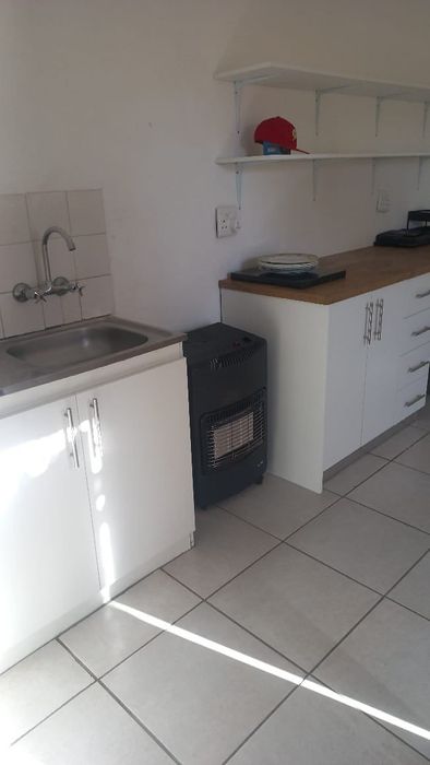 Heathfield House For Sale: 1 bed, convenient access to amenities and transport.