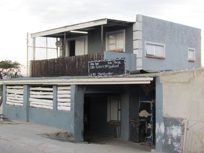 For Sale: Spacious 4-bedroom house with flatlet in Arcadia, ideal for families.