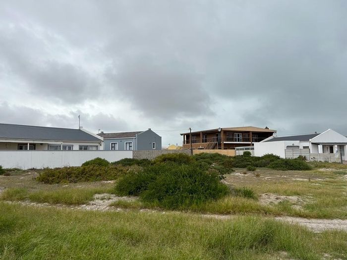 Vacant Land Residential For Sale in Langebaan North, pet-friendly, close to amenities.