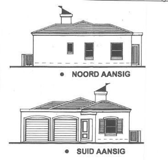 For Sale: 3-bedroom house in Bluewater Bay with double garage and secure location.