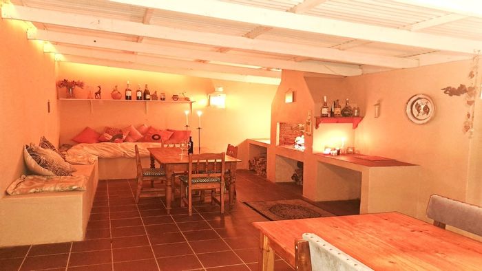 Riebeek Kasteel House For Sale: 3 beds, study, patio, double garage, secure parking.