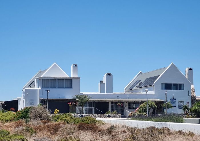Jacobsbaai House For Sale: Established B&B, sea views, greenbelt access, 5 units.
