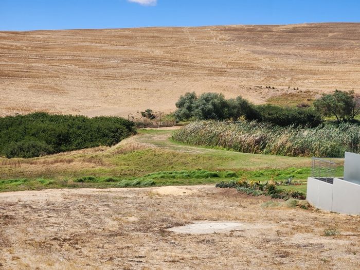 Vacant Land Residential for Sale in Mount Royal Golf Estate, 700 m² green belt plot.