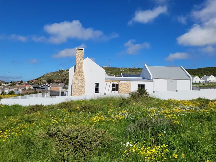 For Sale: House in Saldanha Rural with open-plan living, outdoor entertainment, and double garage.