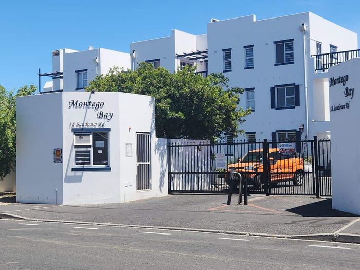 2-Bedroom Apartment To Rent in Blouberg Sands, secure complex, close to amenities.