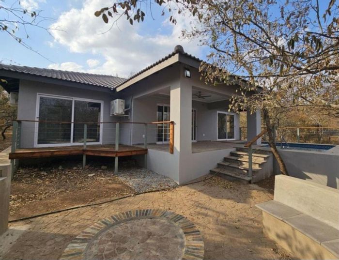 House For Sale in Marloth Park Central: 3 beds, pool, near Kruger National Park.