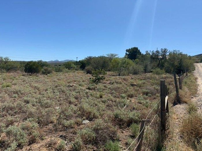 Vacant Land for Sale in Van Wyksdorp: Mountain views, water access, and borehole.