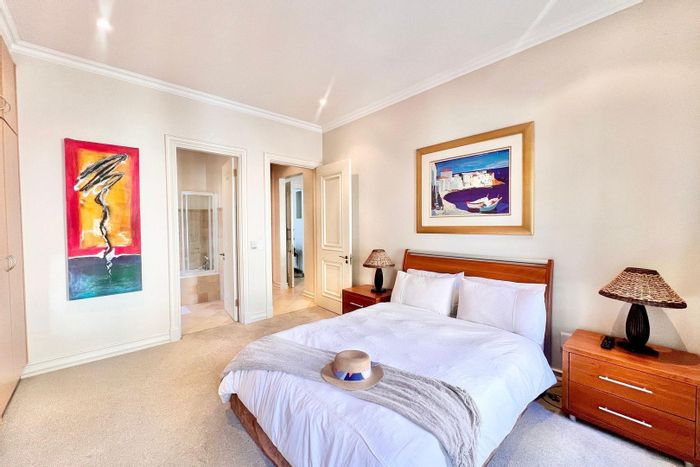 2 Bedroom Apartment To Rent in Dunkeld West with pool, security, and furnishings.