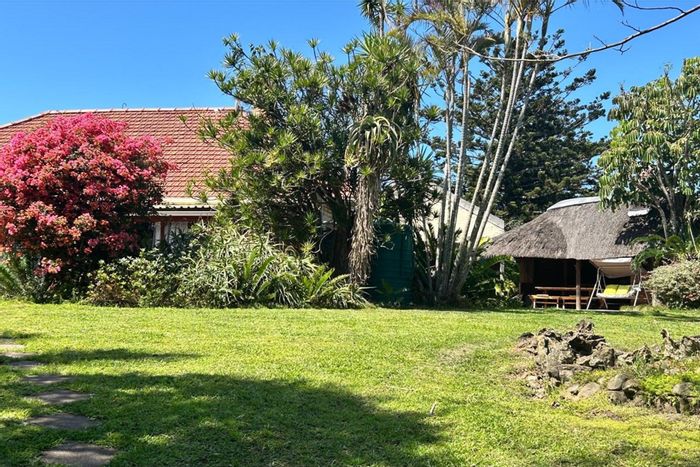 Gonubie Small Holding For Sale: Riverfront access, stables, guest suites, and workshop.