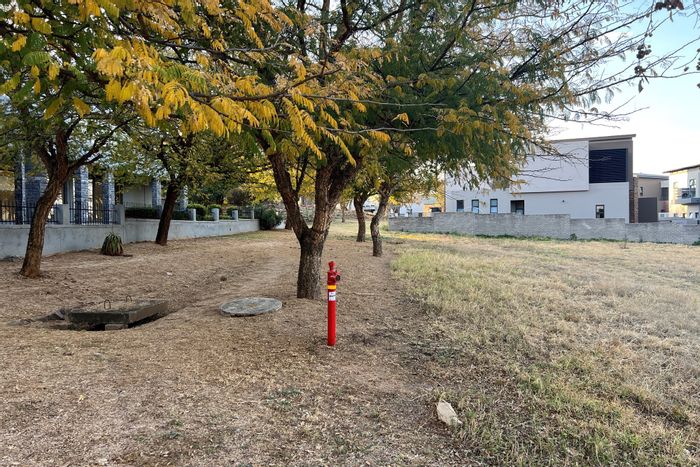 Vacant Land for Sale in Copperleaf Estate: Secure living, golf course access, amenities.