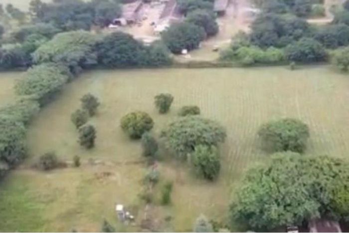 Vacant Land Residential in Mnandi For Sale: 8.5 hectares with rental income potential.