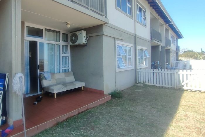 House for Sale in Durban North Central: 2 beds, pool, secure neighborhood, garden.