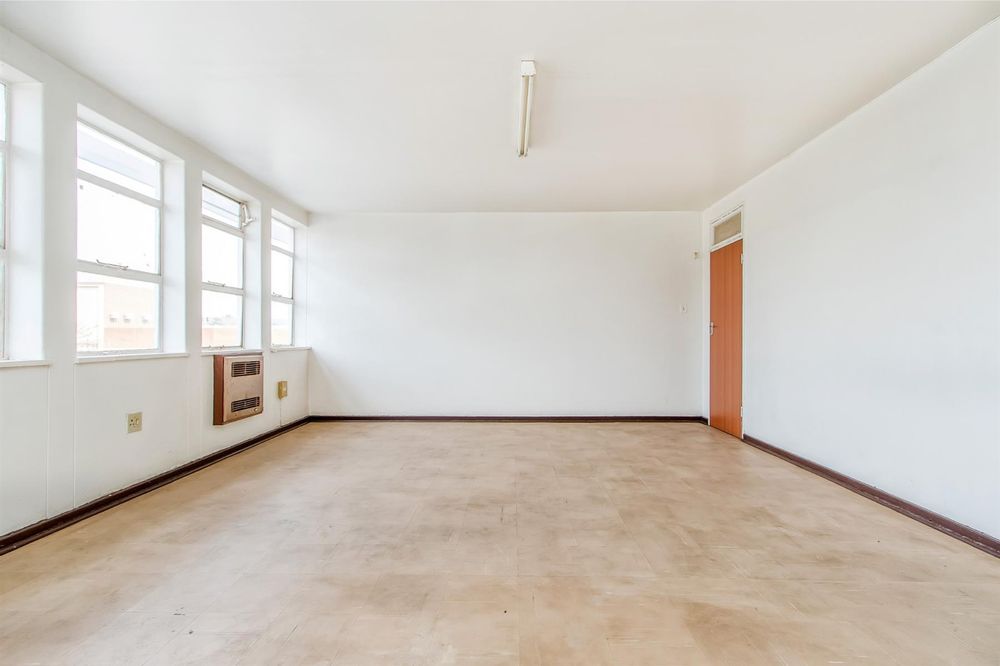 1st Floor office space