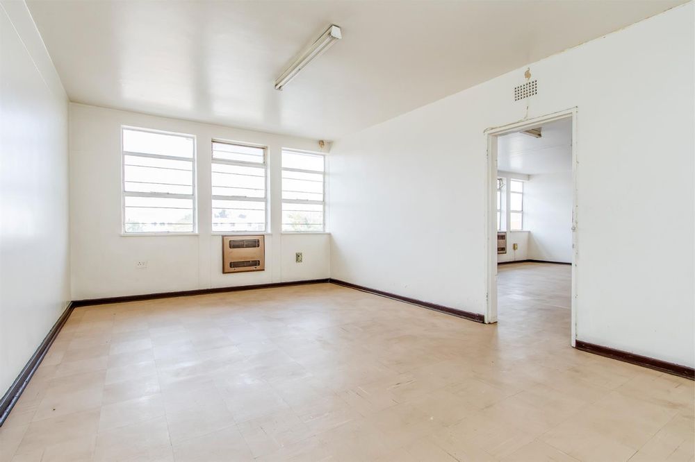 1st Floor office space