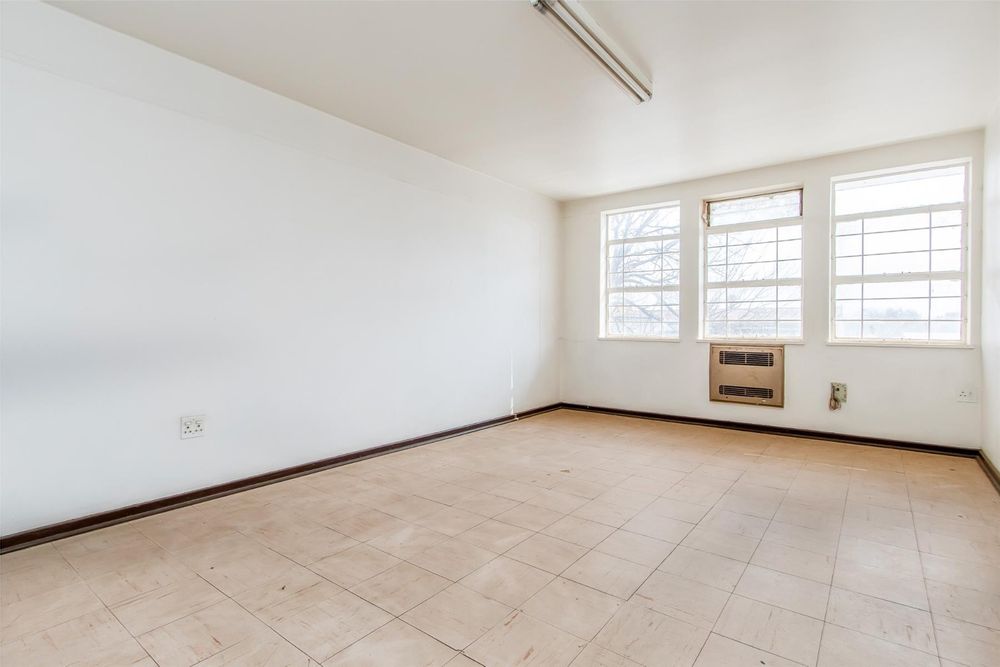 1st Floor office space