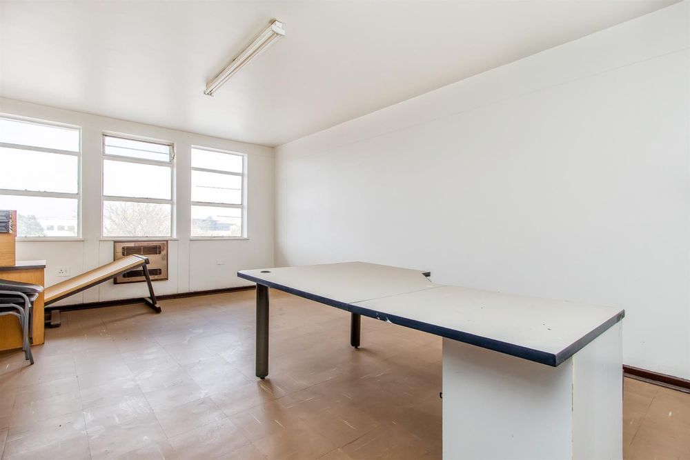 1st Floor office space