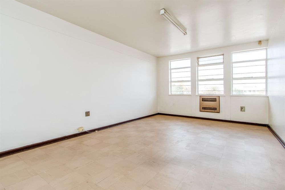 1st Floor office space