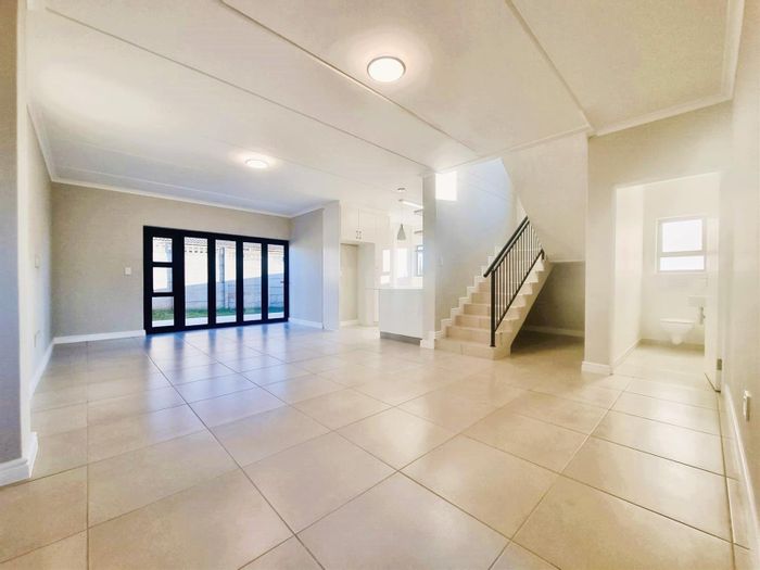 For Sale: Townhouse in Langeberg Ridge with no transfer duty and customizable finishes.