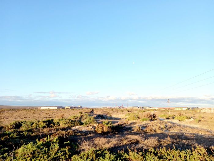 Vacant Agricultural Land For Sale in Saldanha Harbour, ideal for business development.