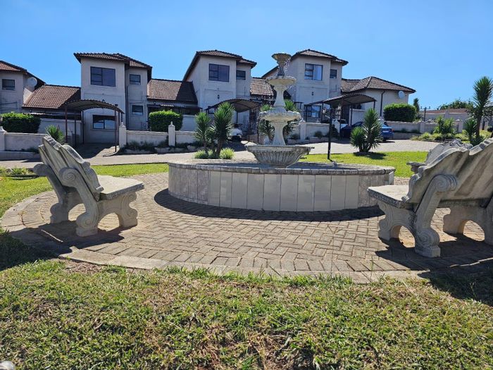 Amiel Park House For Sale: Gated estate, five units, rental income, expansive land.