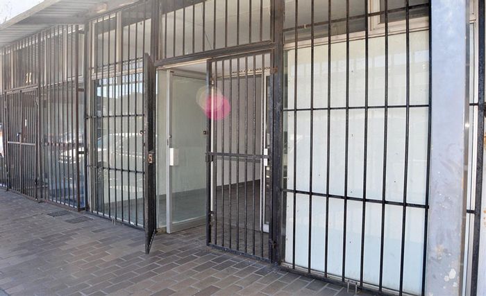 Retail space to rent in Maitland, 90m² with great visibility and amenities.