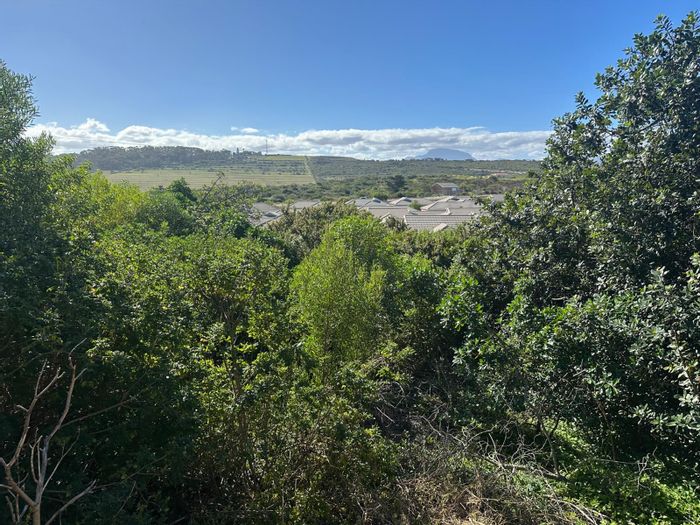 Vacant Land Residential for Sale in Tergniet - 845m2, mountain views, near amenities.