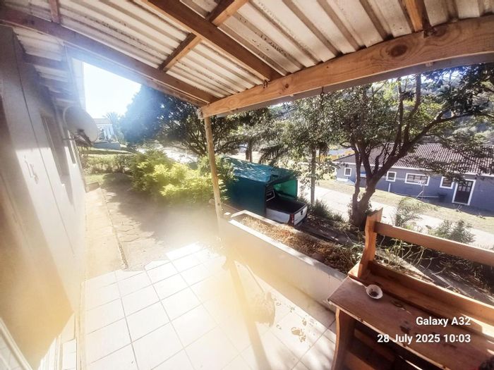 House for Sale in Ifafa Marine: 2 beds, communal pool, secure living.