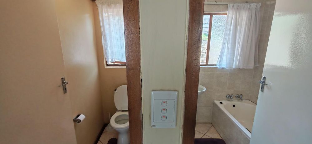 Main bath with seperate toilet