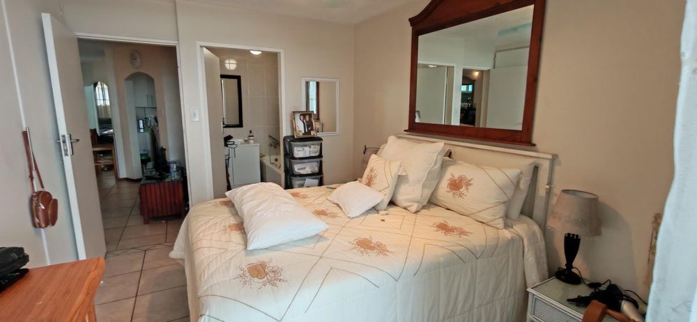 View onto ne-suite bathroom