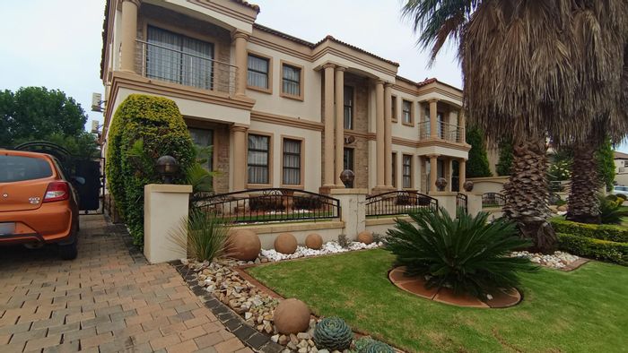 For Sale: Spacious 5-bedroom house in Centurion Central with ample land.