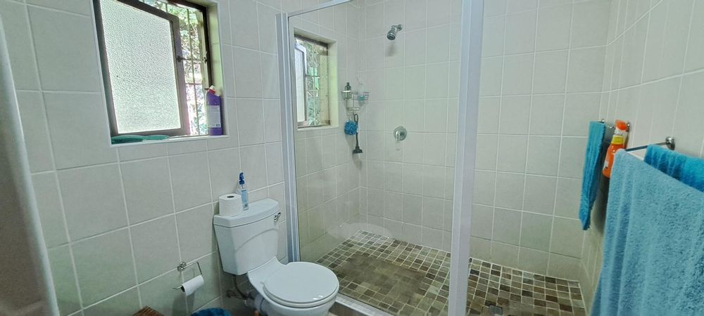 En-suite bathroom