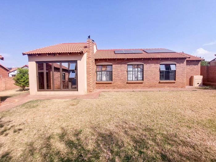 For Sale: Townhouse in Monavoni with garden, indoor braai, and solar power.