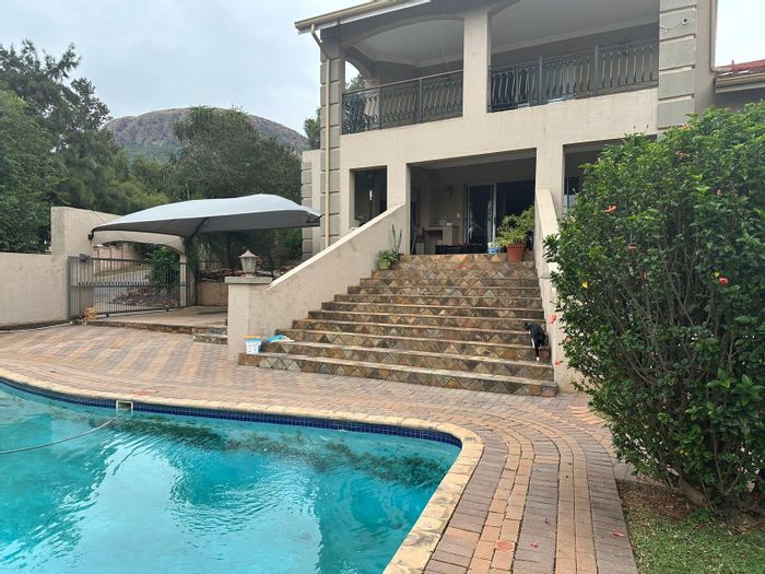 Schoemansville House For Sale: 4 bedrooms, pool, double garage, versatile living space.