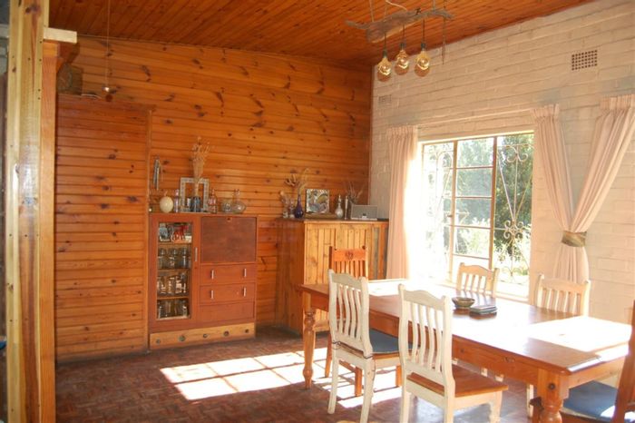 Hogsback Central Small Holding For Sale: 3 beds, cottage, pond, gardens, nature retreat.