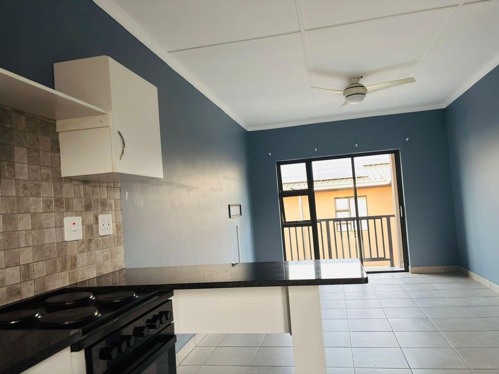 Open plan Kitchen & Lounge